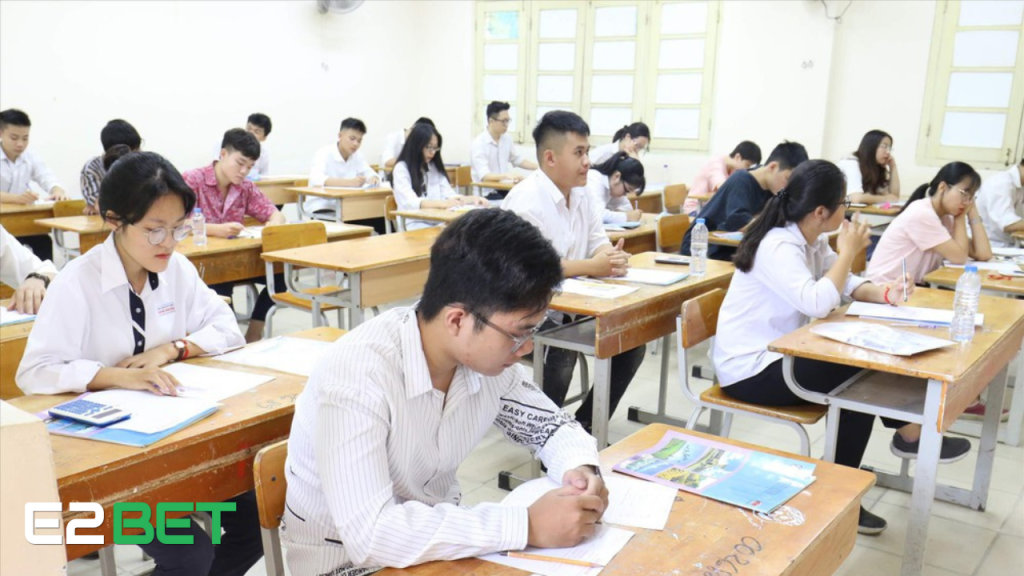 Nằm Mơ Thấy Mình Đi Thi Đánh Đề Con Gì? Giải Mã Giấc Mơ Và Con Số Tài Lộc